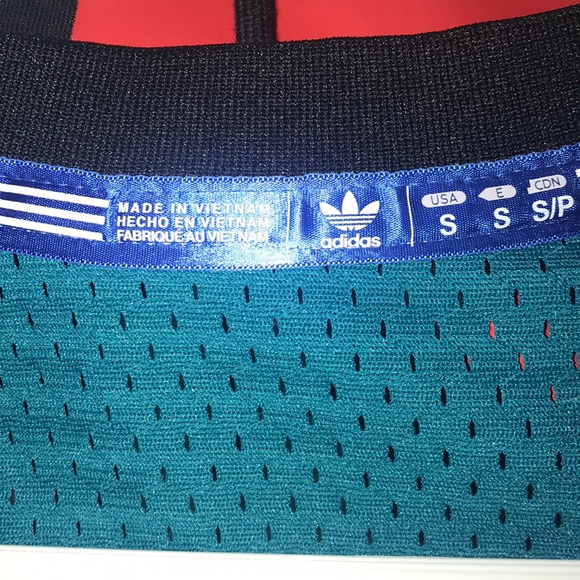 Grant Hill Pistons Hardwood Classic Jersey - Picture 6 of 6